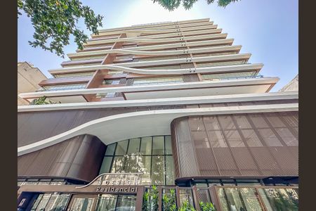 Apartamento à venda com 167m², 3 quartos e 1 vaga Apartamento à venda com 167m², 3 quartos e 1 vagaFachada