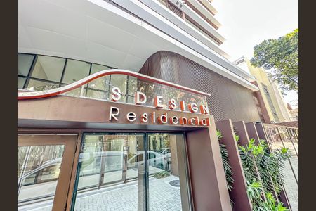 Apartamento à venda com 167m², 3 quartos e 1 vaga Apartamento à venda com 167m², 3 quartos e 1 vagaFachada