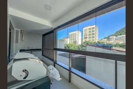 Apartamento à venda com 167m², 3 quartos e 1 vaga Apartamento à venda com 167m², 3 quartos e 1 vagaÁrea de Serviço
