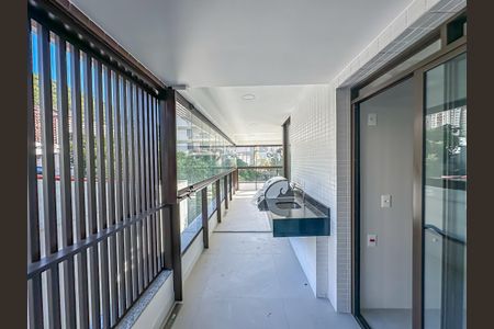 Apartamento à venda com 167m², 3 quartos e 1 vaga Apartamento à venda com 167m², 3 quartos e 1 vagaÁrea de Serviço