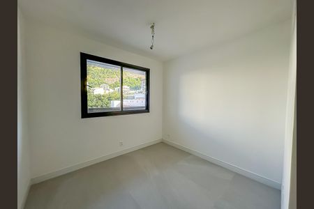 Apartamento à venda com 167m², 3 quartos e 1 vaga Apartamento à venda com 167m², 3 quartos e 1 vagaSuíte 2