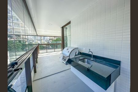 Apartamento à venda com 167m², 3 quartos e 1 vaga Apartamento à venda com 167m², 3 quartos e 1 vagaÁrea de Serviço