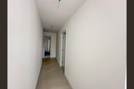 Apartamento à venda com 167m², 3 quartos e 1 vaga Apartamento à venda com 167m², 3 quartos e 1 vagaCorredor