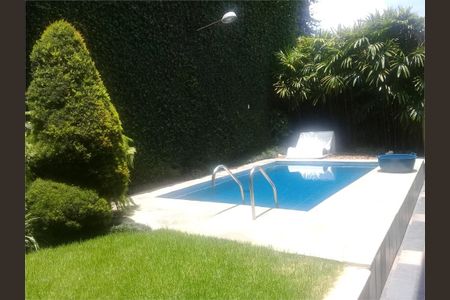Casa à venda com 267m², 3 quartos e 2 vagas