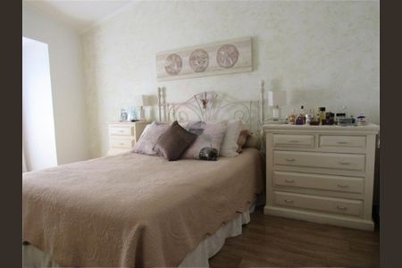 Casa à venda com 267m², 3 quartos e 2 vagas