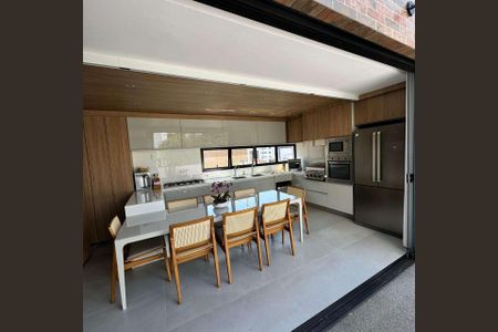 Apartamento à venda com 159m², 3 quartos e 2 vagas