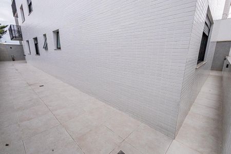 Apartamento à venda com 266m², 4 quartos e 3 vagas Apartamento à venda com 266m², 4 quartos e 3 vagasÁrea Externa