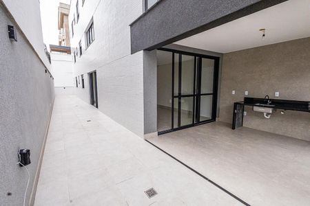 Apartamento à venda com 266m², 4 quartos e 3 vagas Apartamento à venda com 266m², 4 quartos e 3 vagasÁrea Externa