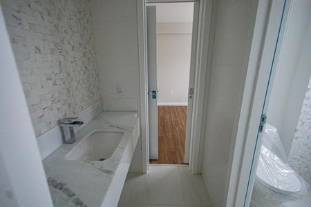 Apartamento à venda com 266m², 4 quartos e 3 vagas Apartamento à venda com 266m², 4 quartos e 3 vagasBanheiro