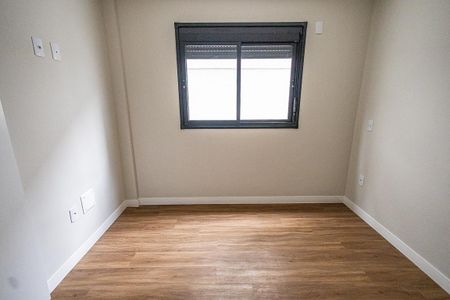 Apartamento à venda com 266m², 4 quartos e 3 vagas Apartamento à venda com 266m², 4 quartos e 3 vagasQuarto 1