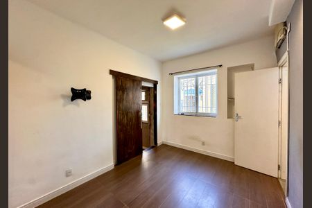 Apartamento à venda com 35m², 1 quarto e sem vagaQuarto