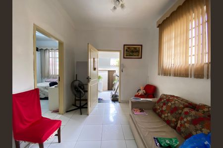 Casa à venda com 88m², 3 quartos e 1 vaga Casa à venda com 88m², 3 quartos e 1 vagaSala