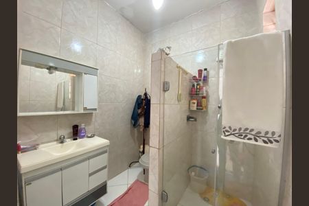 Casa à venda com 88m², 3 quartos e 1 vaga Casa à venda com 88m², 3 quartos e 1 vagaBanheiro