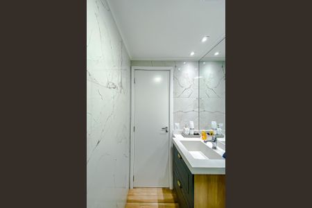 Apartamento à venda com 75m², 3 quartos e 1 vaga Apartamento à venda com 75m², 3 quartos e 1 vagaBanheiro