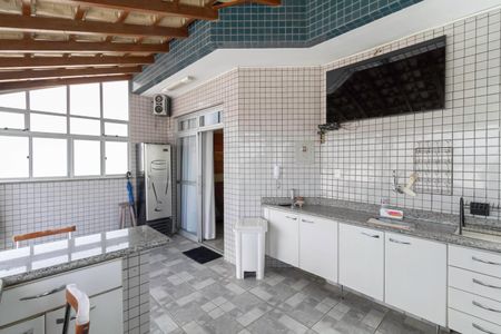 Apartamento à venda com 296m², 4 quartos e 6 vagasCobertura