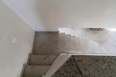 Apartamento à venda com 296m², 4 quartos e 6 vagasEscada