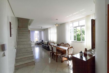 Apartamento à venda com 296m², 4 quartos e 6 vagasSala 1