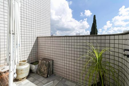 Apartamento à venda com 296m², 4 quartos e 6 vagasCobertura - Área de serviço - Varanda