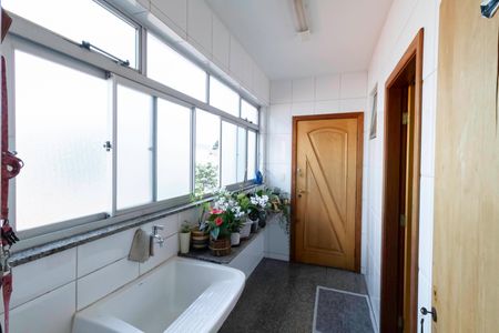 Apartamento à venda com 296m², 4 quartos e 6 vagasÁrea de serviço