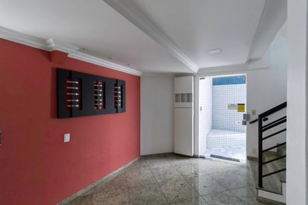 Apartamento à venda com 296m², 4 quartos e 6 vagasHall social