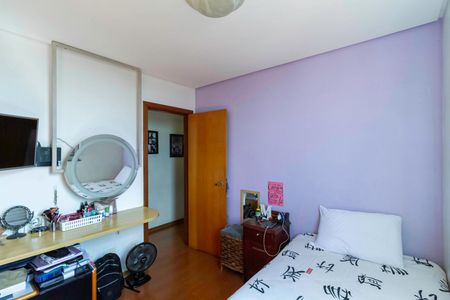 Apartamento à venda com 296m², 4 quartos e 6 vagasQuarto 3