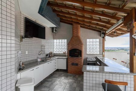 Apartamento à venda com 296m², 4 quartos e 6 vagasCobertura