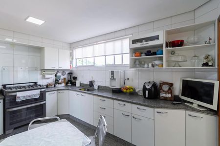 Apartamento à venda com 296m², 4 quartos e 6 vagasCozinha