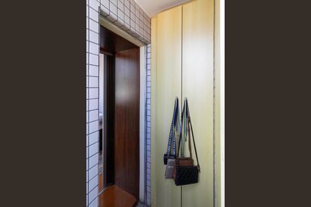 Apartamento à venda com 296m², 4 quartos e 6 vagasVaranda/Closet 1