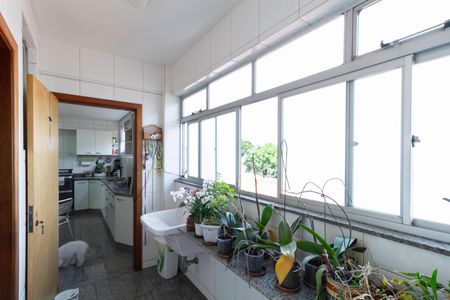 Apartamento à venda com 296m², 4 quartos e 6 vagasÁrea de serviço