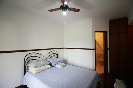 Apartamento à venda com 196m², 3 quartos e 2 vagasSuíte