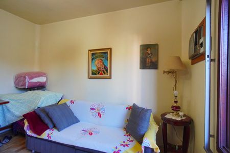 Casa à venda com 320m², 5 quartos e 6 vagasQuarto 2 - Segundo Andar