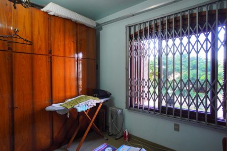 Casa à venda com 320m², 5 quartos e 6 vagasQuarto 3 - Segundo Andar