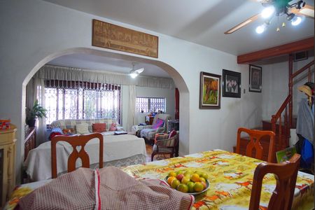 Casa à venda com 320m², 5 quartos e 6 vagasSala de Jantar