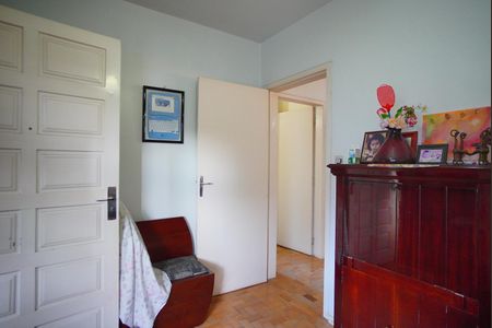 Casa à venda com 320m², 5 quartos e 6 vagasQuarto 4 - Segundo Andar