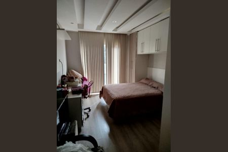 Casa de condomínio à venda com 230m², 4 quartos e 3 vagas