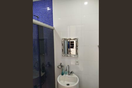 Casa de condomínio à venda com 230m², 4 quartos e 3 vagas