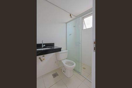 Apartamento à venda com 57m², 2 quartos e 2 vagas Apartamento à venda com 57m², 2 quartos e 2 vagasBanheiro da Suíte
