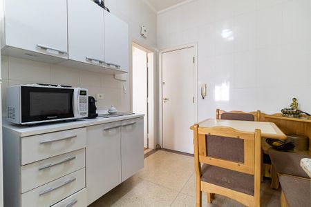 Apartamento à venda com 81m², 2 quartos e sem vaga Apartamento à venda com 81m², 2 quartos e sem vagaCozinha