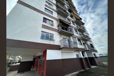 Apartamento à venda com 66m², 2 quartos e 1 vagaFachada + Plaquinha