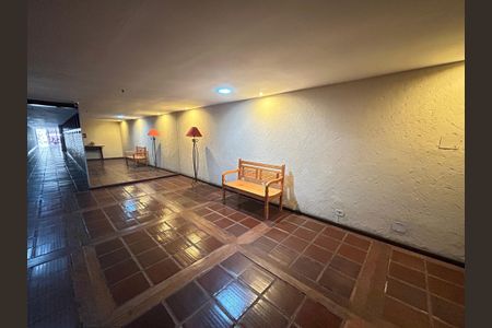 Apartamento à venda com 66m², 2 quartos e 1 vagaHall de entrada