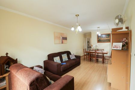 Casa à venda com 288m², 3 quartos e 4 vagas Casa à venda com 288m², 3 quartos e 4 vagasSala