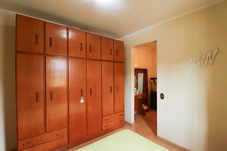 Casa à venda com 288m², 3 quartos e 4 vagas Casa à venda com 288m², 3 quartos e 4 vagasSuíte