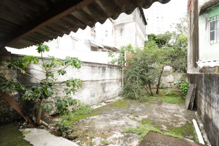 Casa à venda com 288m², 3 quartos e 4 vagas Casa à venda com 288m², 3 quartos e 4 vagasQuintal