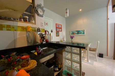 Apartamento à venda com 52m², 1 quarto e sem vaga Apartamento à venda com 52m², 1 quarto e sem vagaCozinha