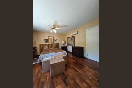 Casa de condomínio à venda com 589m², 4 quartos e 4 vagas