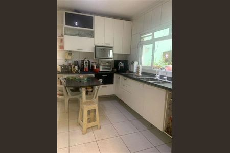Casa à venda com 150m², 3 quartos e 3 vagas