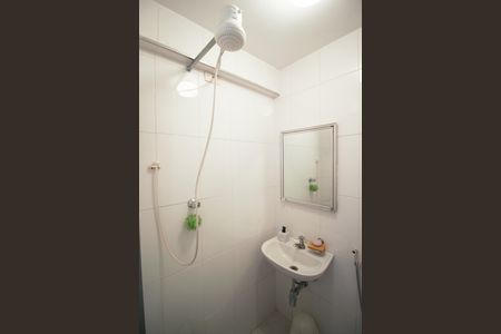 Apartamento à venda com 98m², 2 quartos e 2 vagas Apartamento à venda com 98m², 2 quartos e 2 vagasBanheiro de serviço