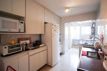 Apartamento à venda com 98m², 2 quartos e 2 vagas Apartamento à venda com 98m², 2 quartos e 2 vagasCozinha