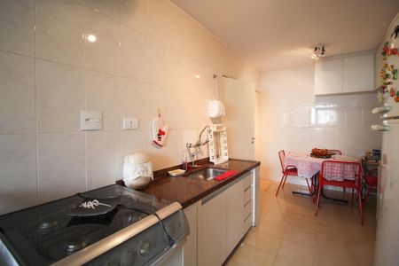 Apartamento à venda com 98m², 2 quartos e 2 vagas Apartamento à venda com 98m², 2 quartos e 2 vagasCozinha