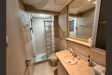 Apartamento à venda com 80m², 2 quartos e sem vaga Apartamento à venda com 80m², 2 quartos e sem vagaBanheiro